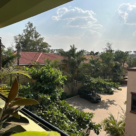 Elena & Kimberly Apartment Gulu Luaran gambar